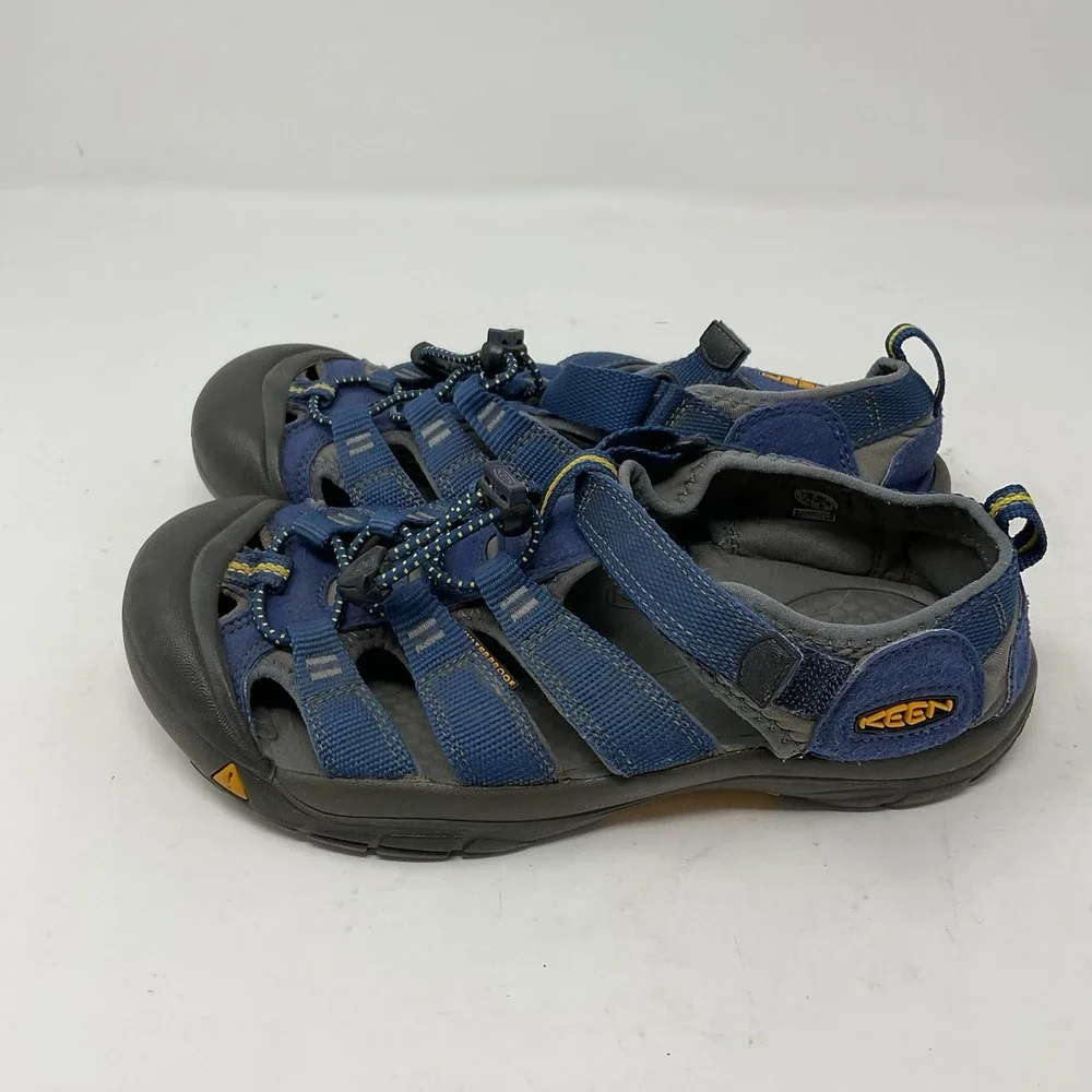 Keen Newport H2‎ Sandals Shoes Youth Big Kid 5 Blue Hiking Water Outdoors